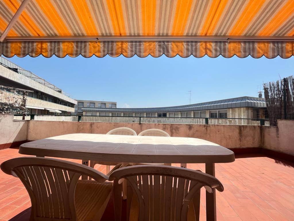 Imperiale Apartment Tirrenia Eksteriør bilde