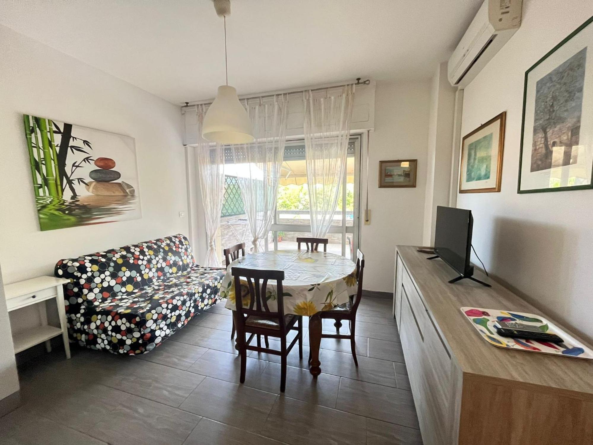 Imperiale Apartment Tirrenia Eksteriør bilde